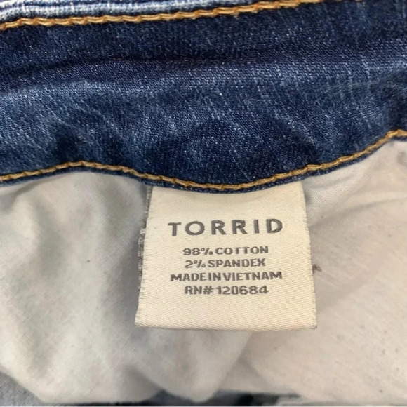 Torrid Jeans Woman Plus‎ 24  Blue Fading Straight Raw Hem Stretch Pockets Casual - Picture 7 of 11